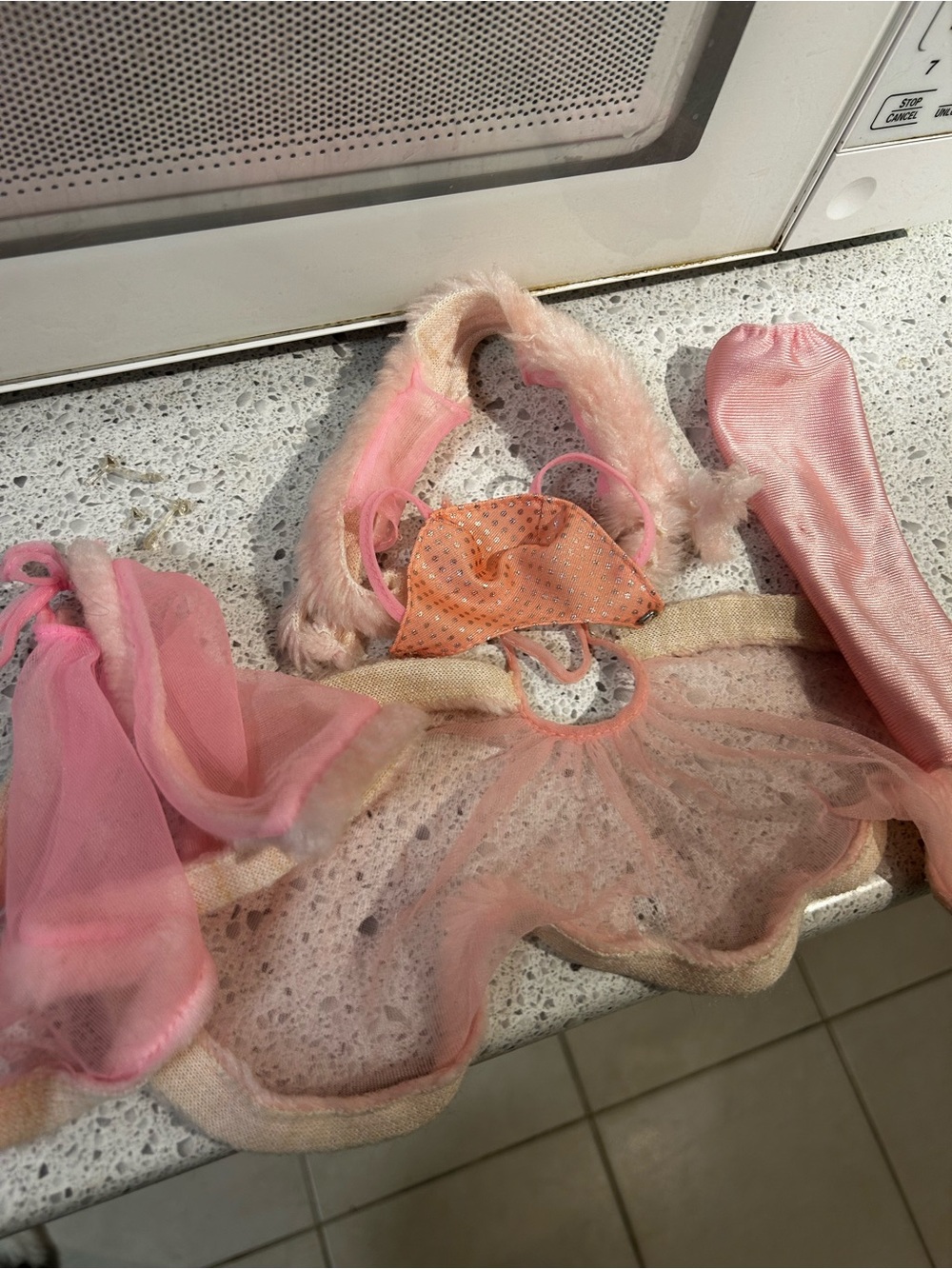 1981 Barbie Mattel Pink and Pretty Doll Clothes and Jewellery